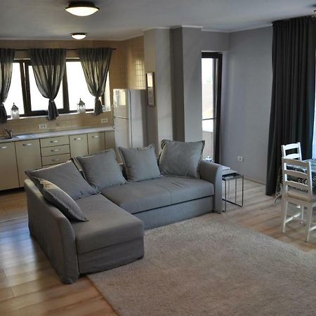 Sleep & Fly Apartment Otopeni Exteriér fotografie