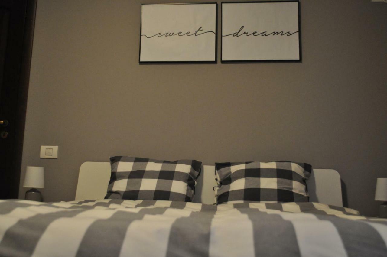 Sleep & Fly Apartment Otopeni Exteriér fotografie